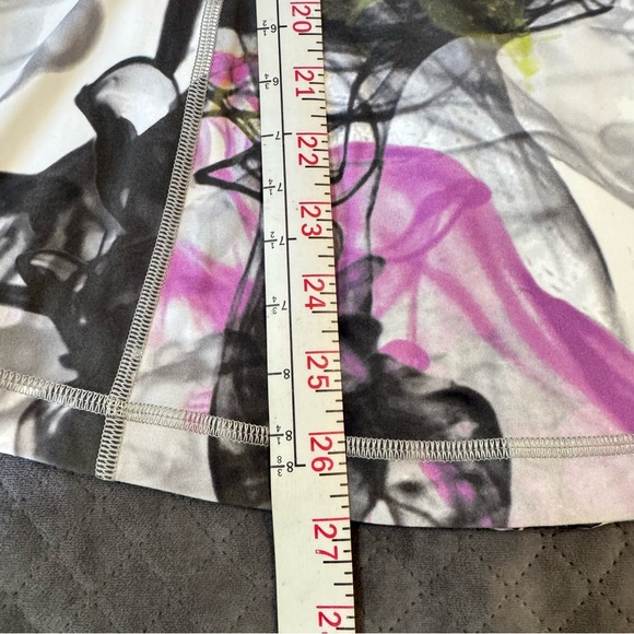 Lululemon Define Jacket Nulu, Throwback Print, Pre-Owned, Size 14 Women's Multi - Picture 6 of 8